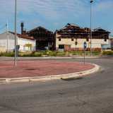 Per raggiungere le ex Accierie dal centro di Giovinazzo basta imboccare via Bitonto e percorrerla per circa 600 metri. Arrivati a una piccola rotatoria...